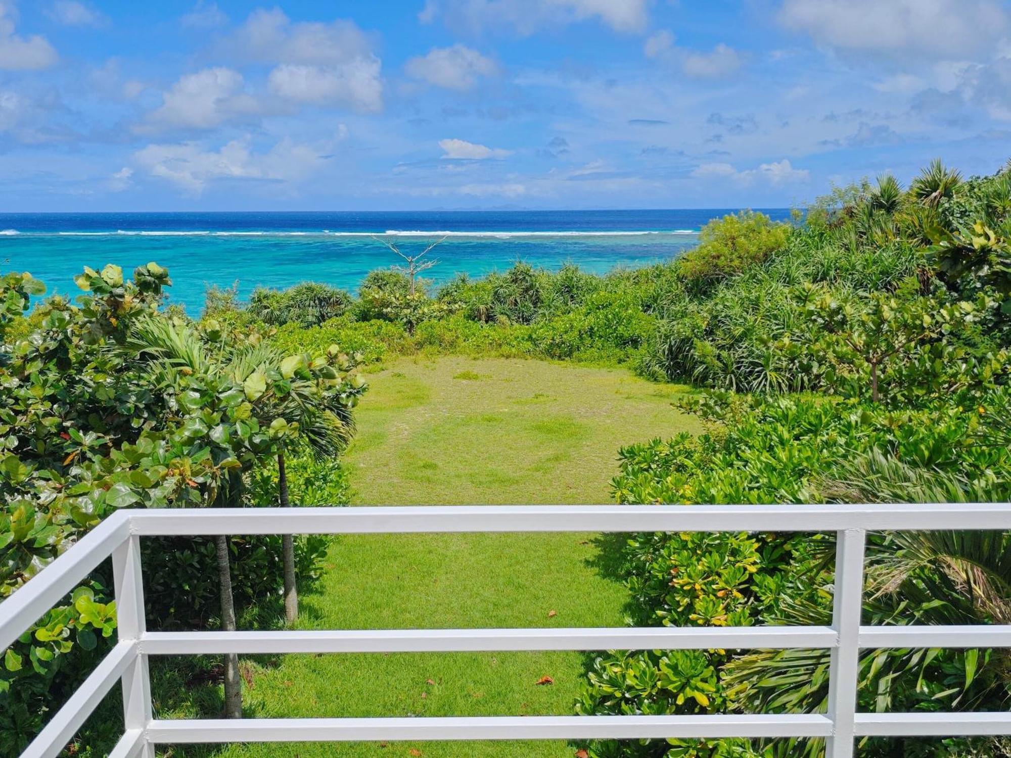 Nagahama Beach Resort Kanon Nakijin Rom bilde